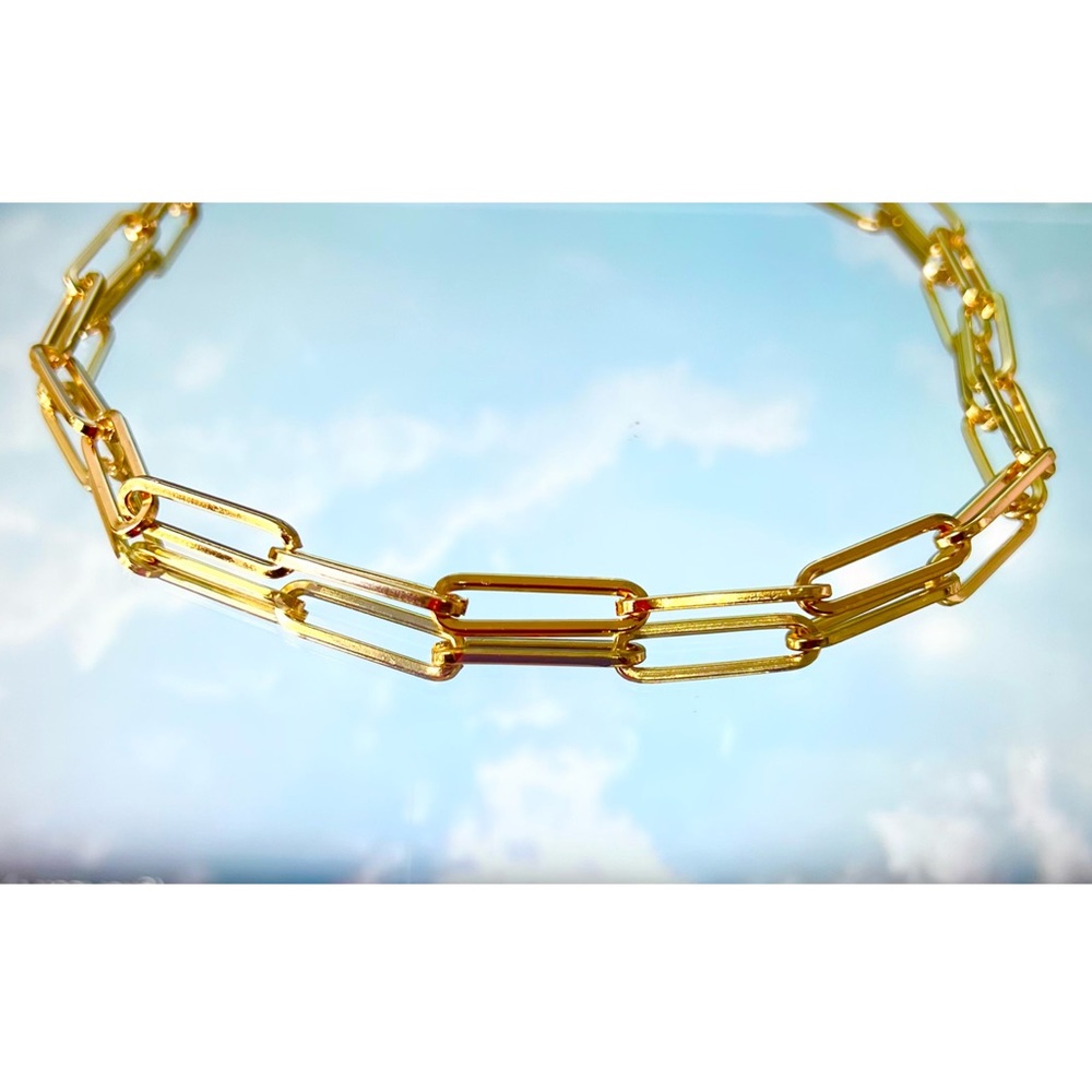 Paper clip chain